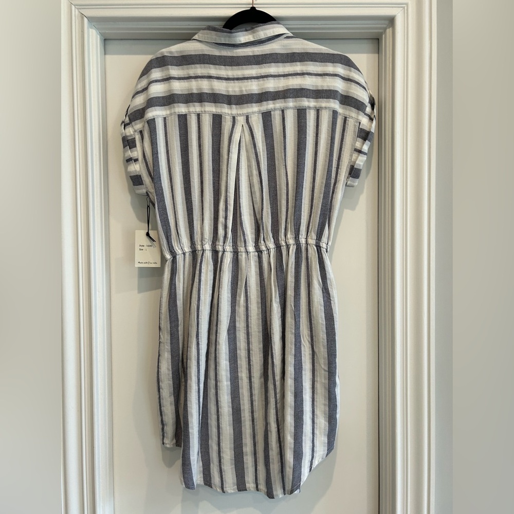 Japna lightweight striped shirt dress. New with tags. Size L. - Picture 4 of 7